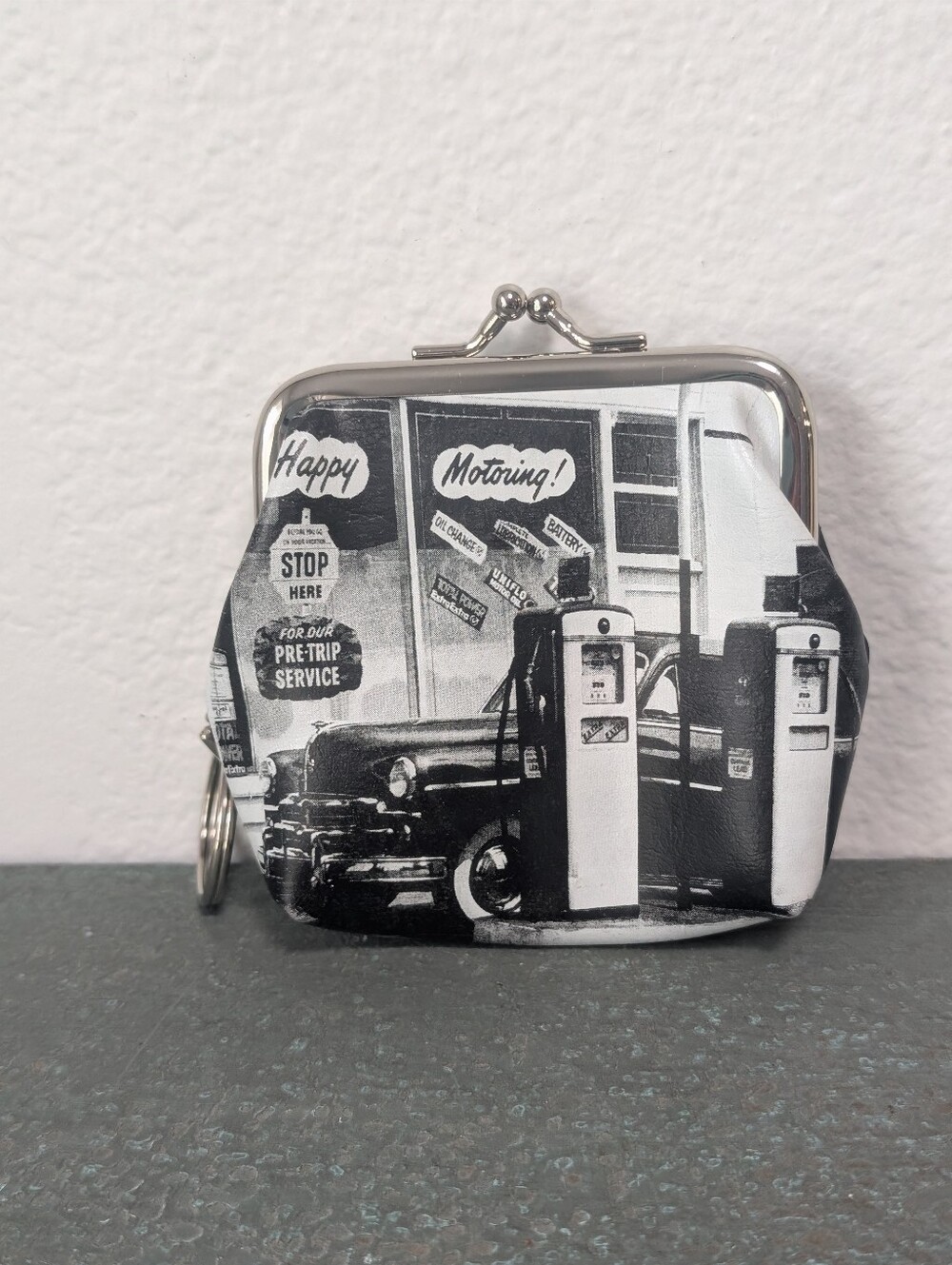 Vtg ROLFS Leather Kiss-Lock Coin Purse Wallet Retro Car Gas Station w/ Key Ring